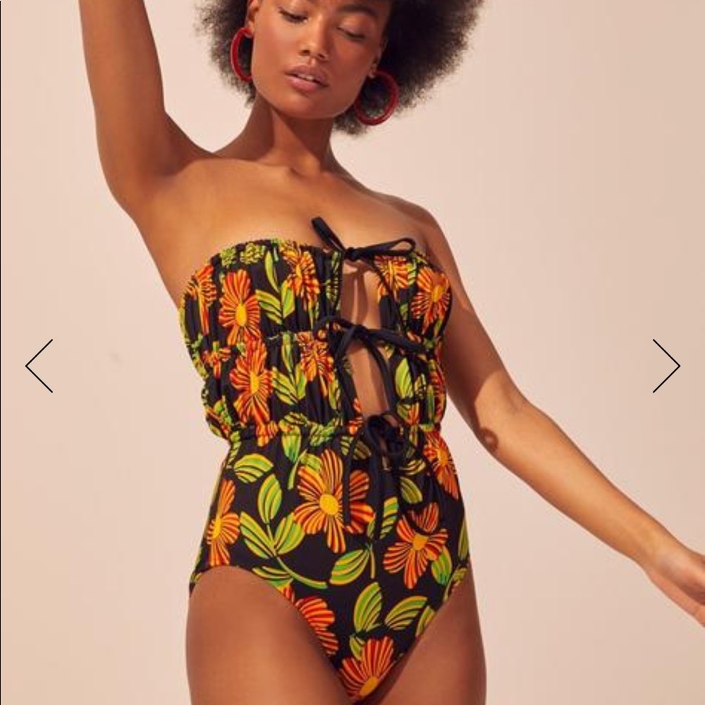 Solid & striped bathing suit